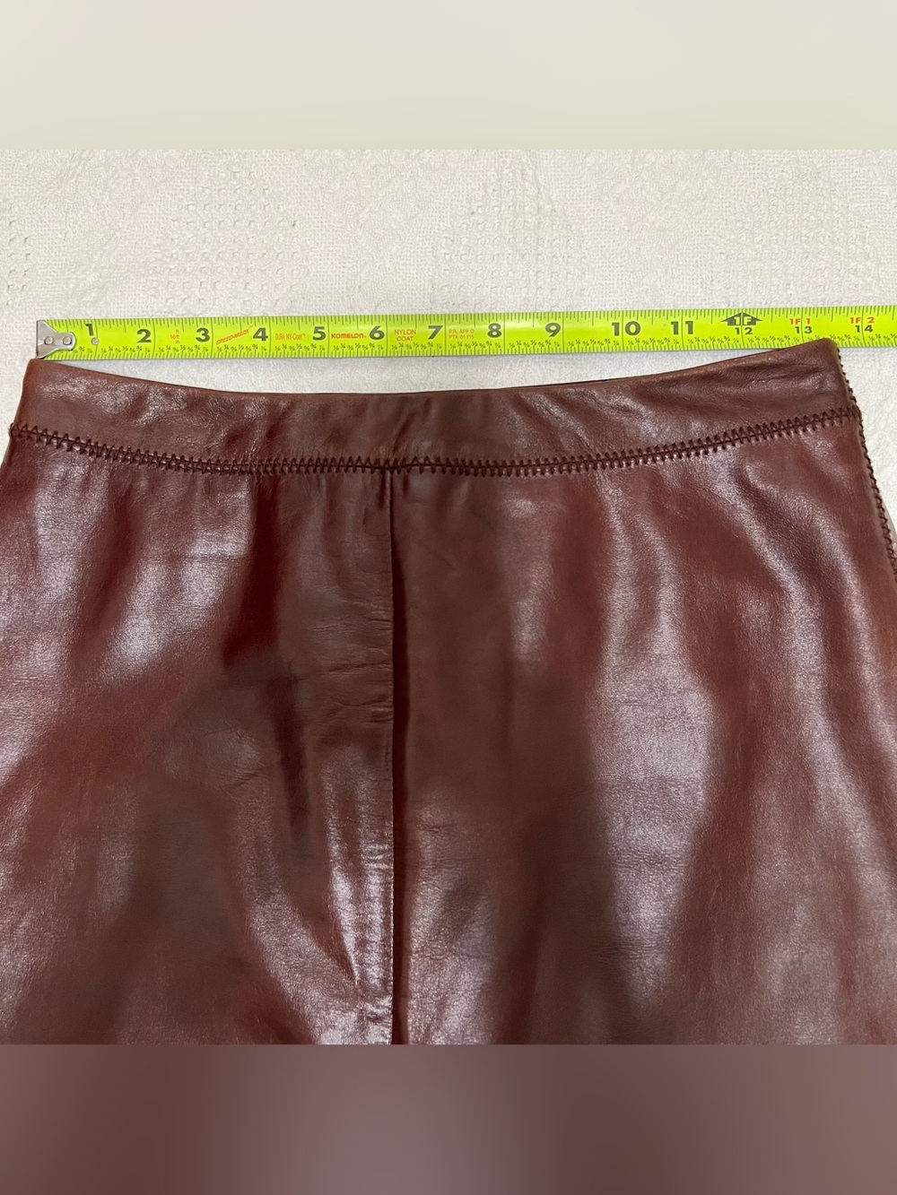 Vtg Y2K GAP Women’s Brown Leather A-Line Midi Skirt Size 2 - Picture 10 of 11